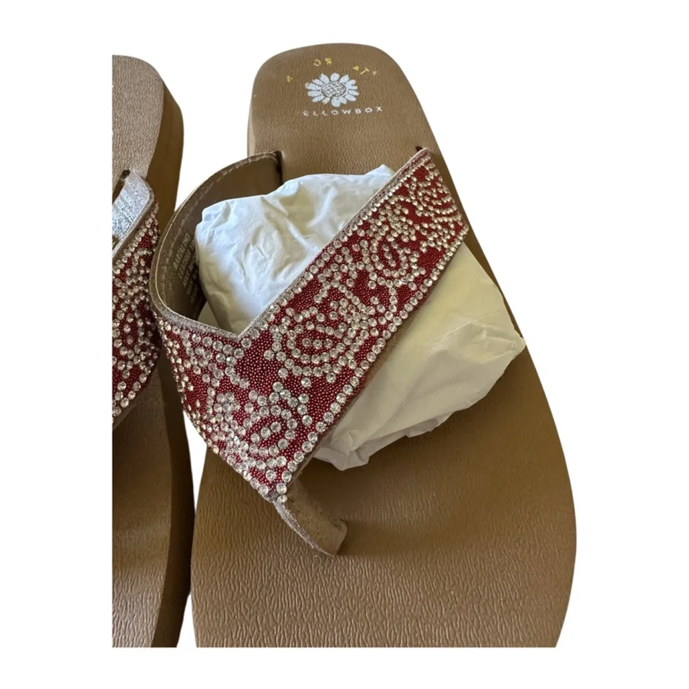 Women's Sandals Red Beaded Bling Thong Sandals Flip Flops Yellow Box Sz 8 - Picture 2 of 8